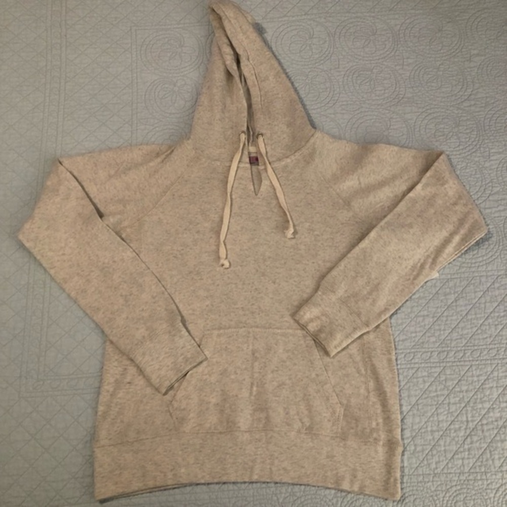 Dari heather gray fleece lined hoodie. Size medium. NWT